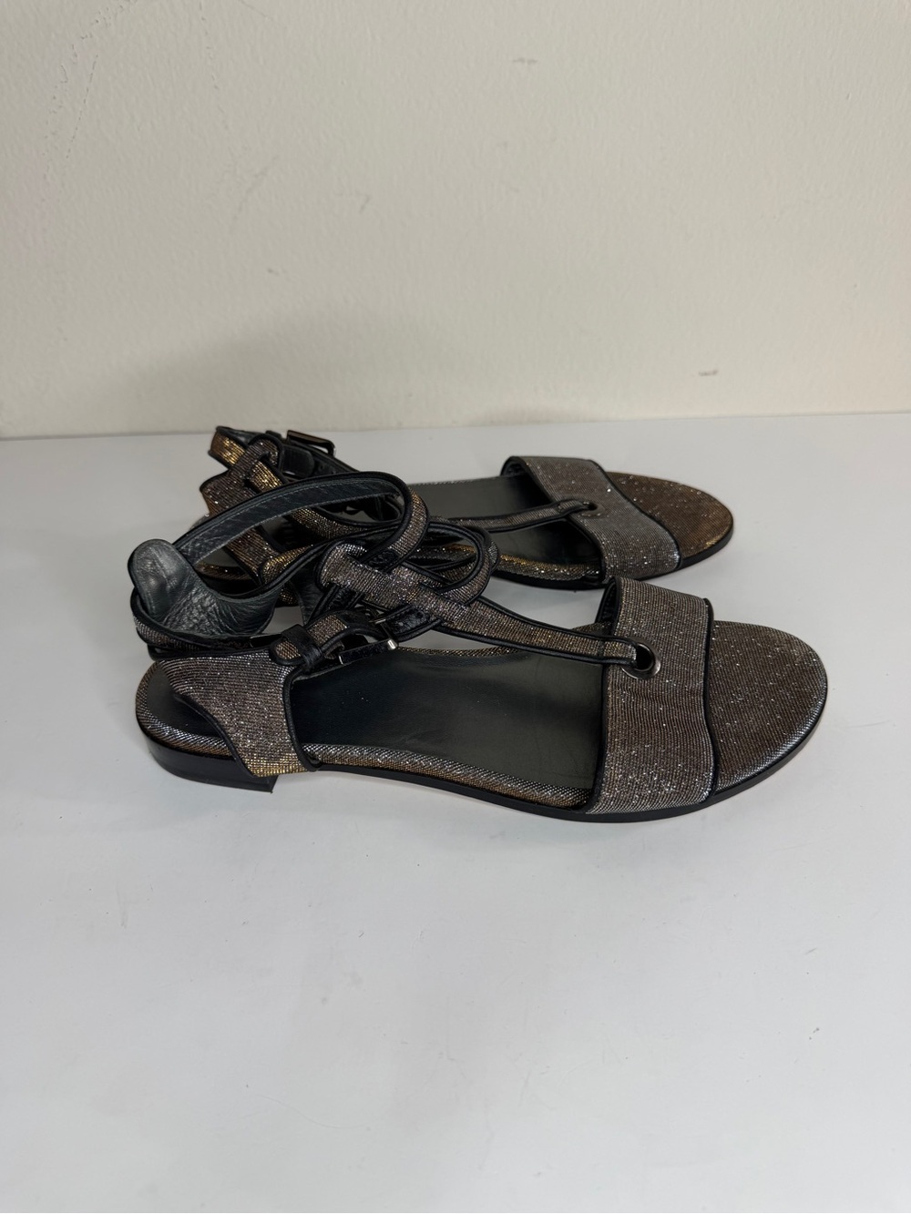 STUART WEITZMAN Gray Black Sparkle Metallic Ankle Strap Sandals Women’s 7.5W